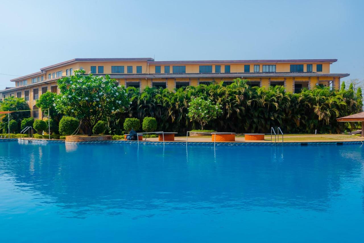 Capital O 35403 Discover Resorts Neral Esterno foto